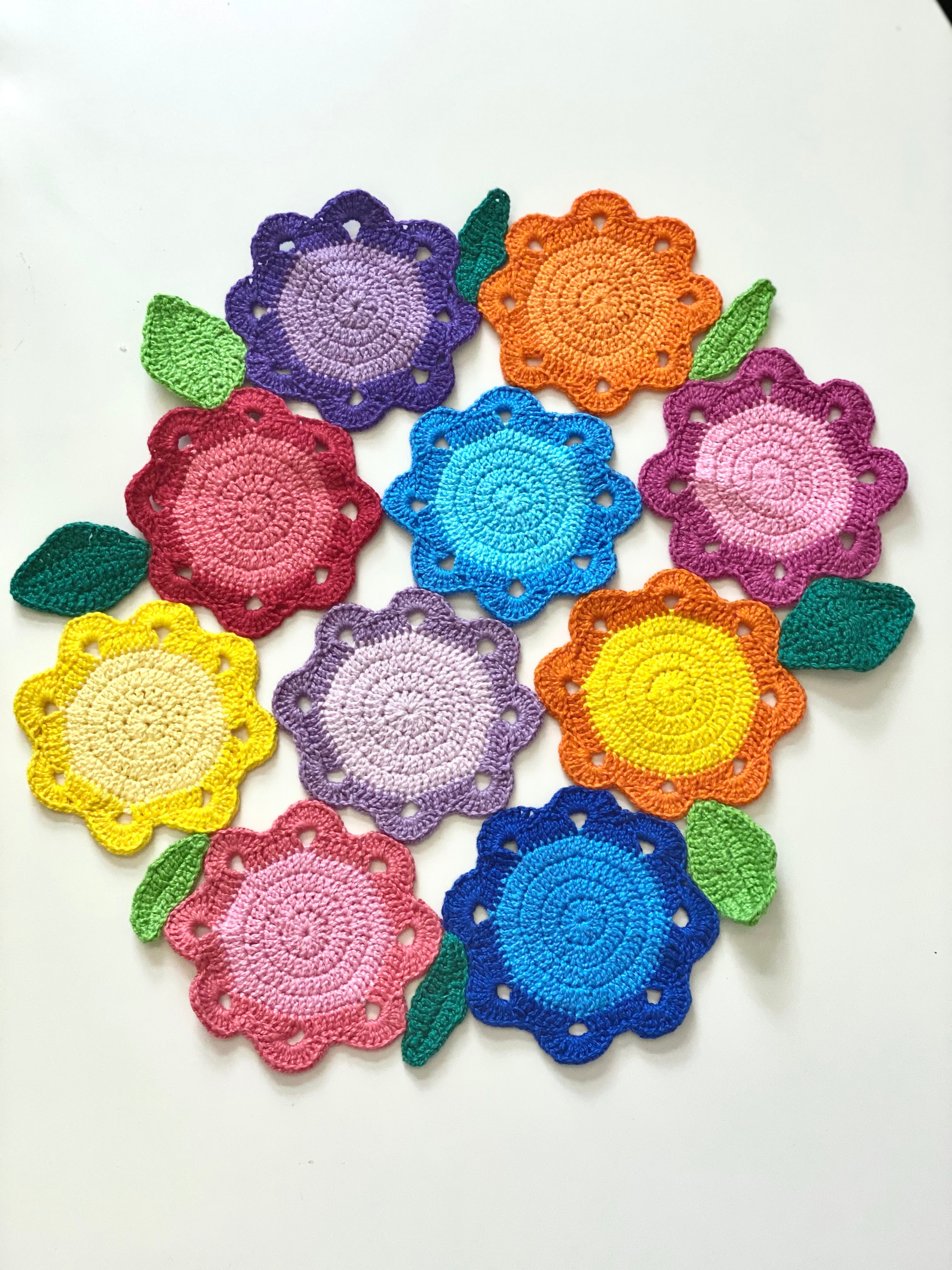 Home | Flowerbomb Crochet Placemat Set